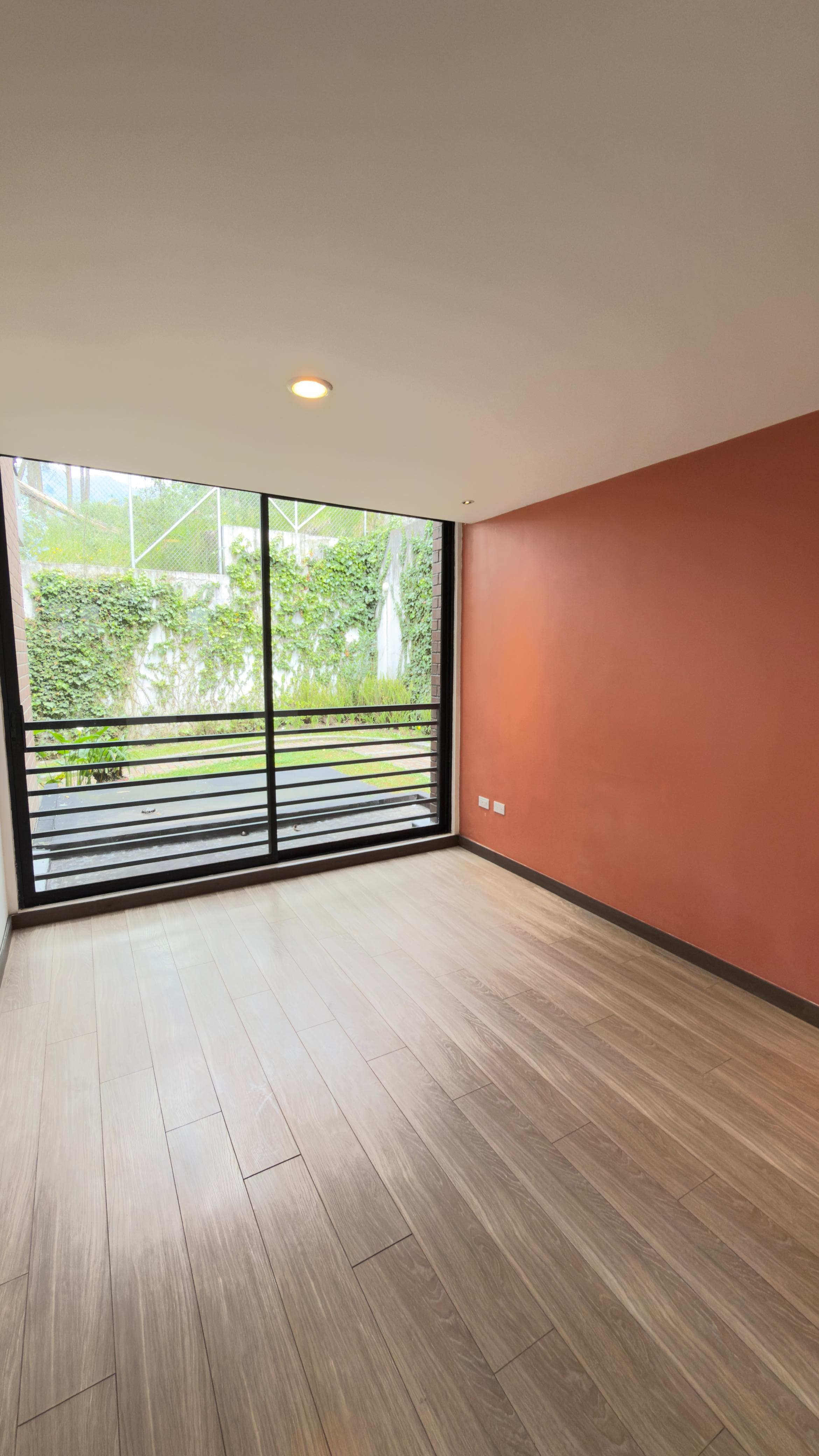 DEPARTAMENTO URBANIZACIÓN IÑAQUITO ALTO — foto 3
