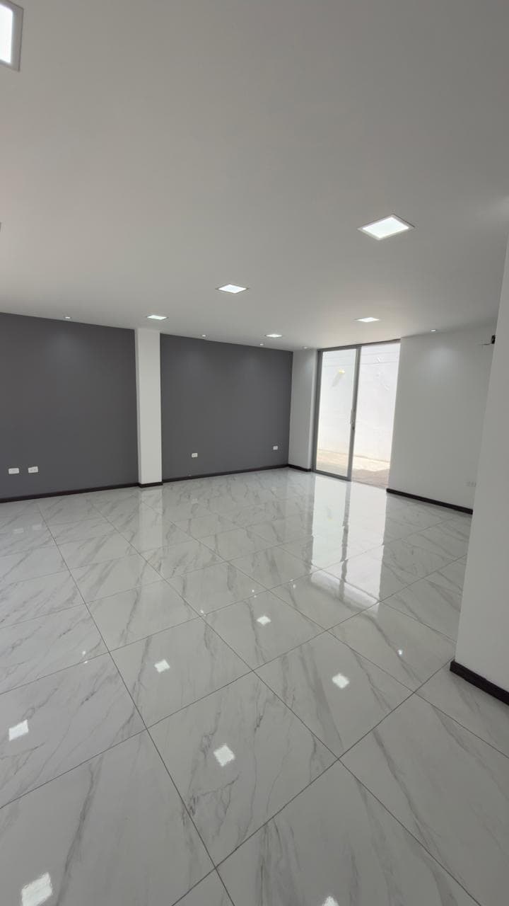 CASA POR ESTRENAR VALLE DE LOS CHILLOS — foto 3