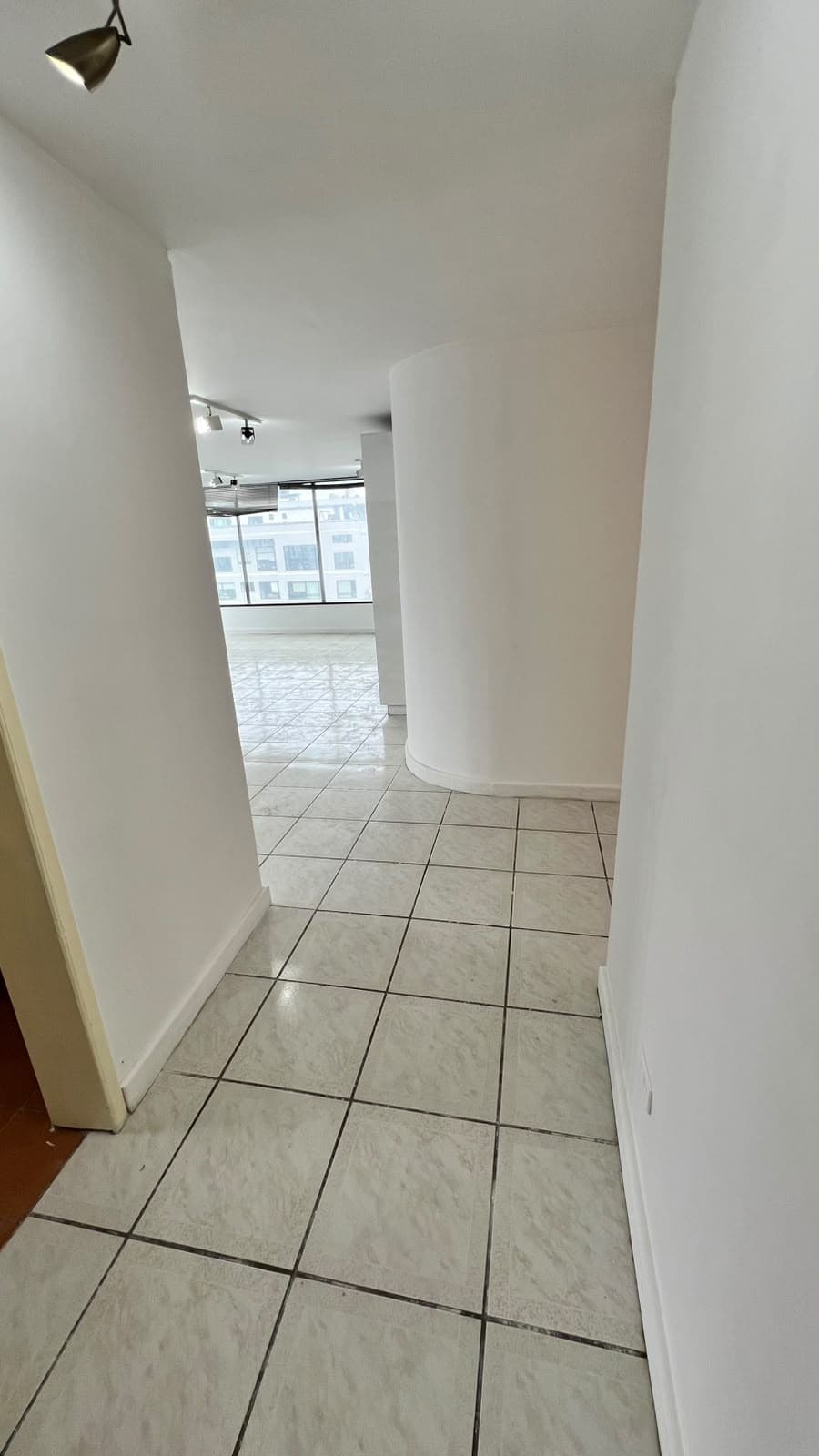 DEPARTAMENTO URBANIZACIÓN IÑAQUITO ALTO — foto 3