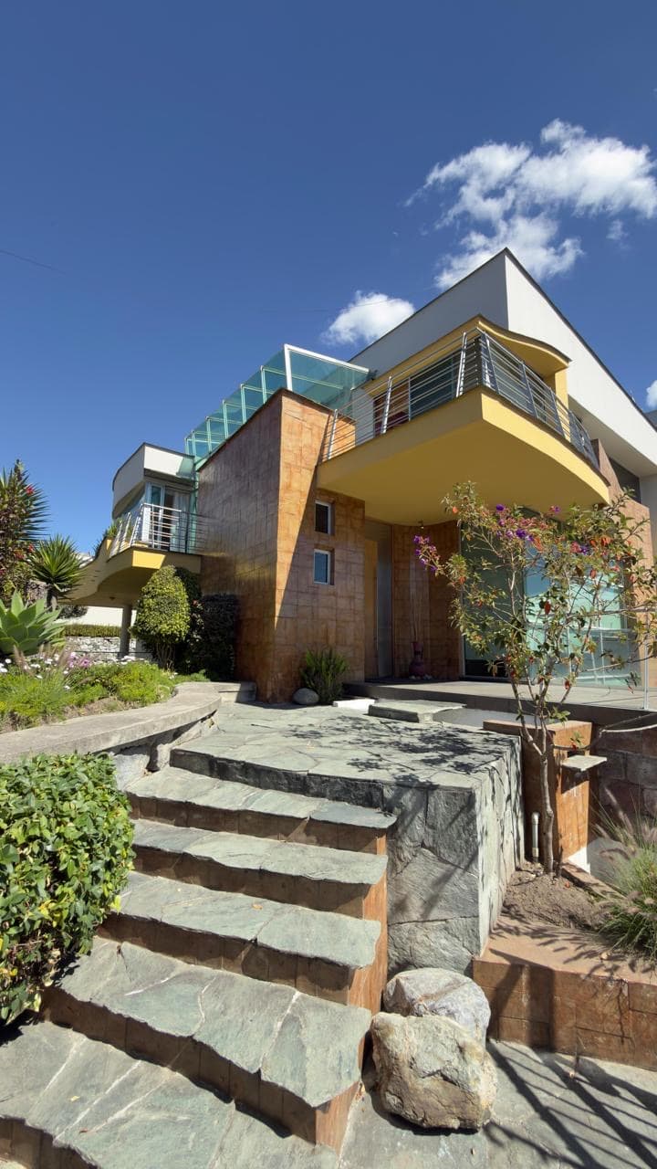 CASA URBANIZACIÓN EL CONDADO
