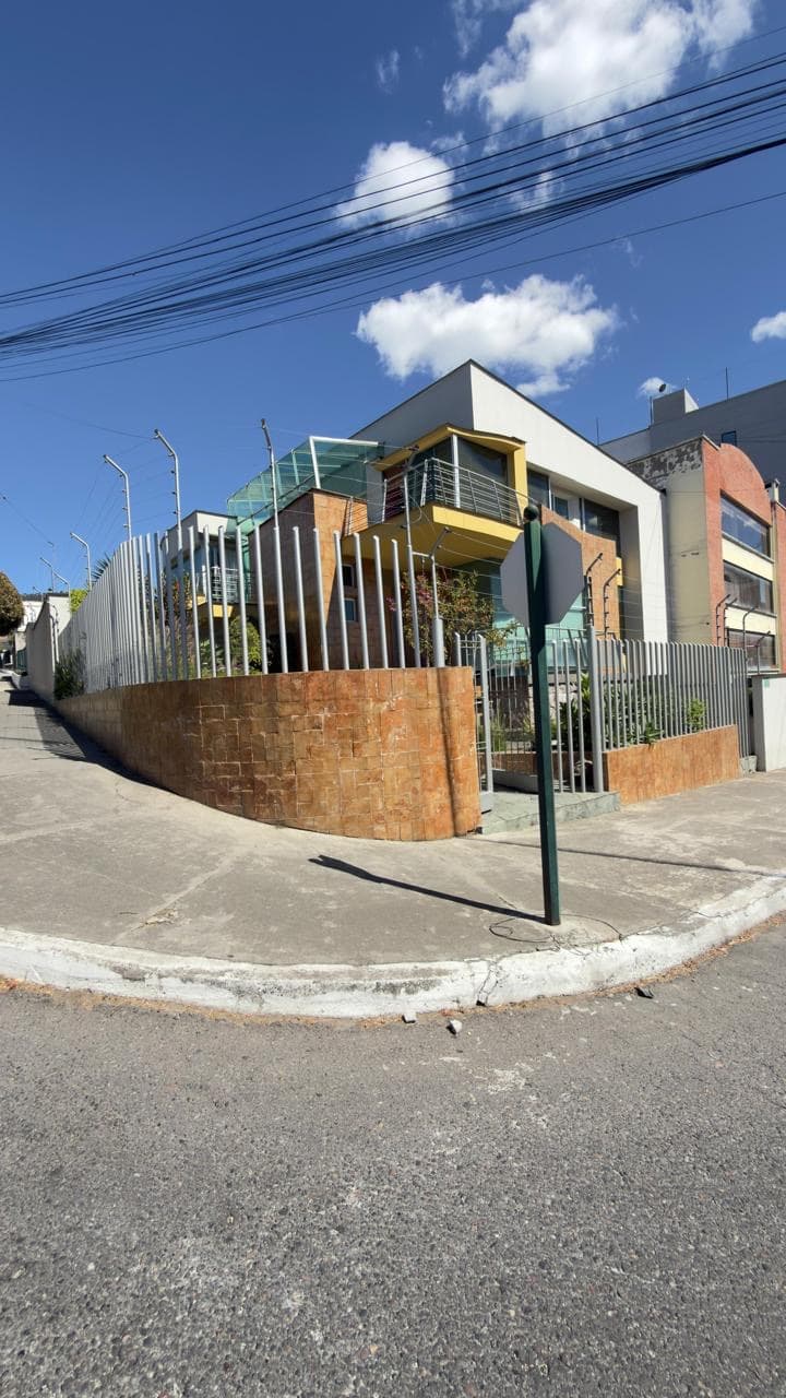 CASA URBANIZACIÓN EL CONDADO — foto 2